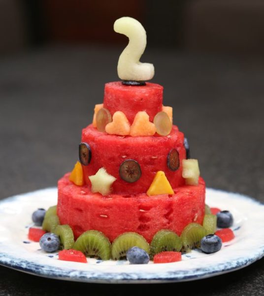 Τούρτα γενεθλίων από φρούτα! τούρτα γενεθλίων food art 