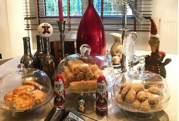 Το γιορτινό κρητικό τραπέζι της Ελένης Πετρουλάκη!   Το γιορτινό κρητικό τραπέζι της Ελένης Πετρουλάκη! Ελένη Πετρουλάκη