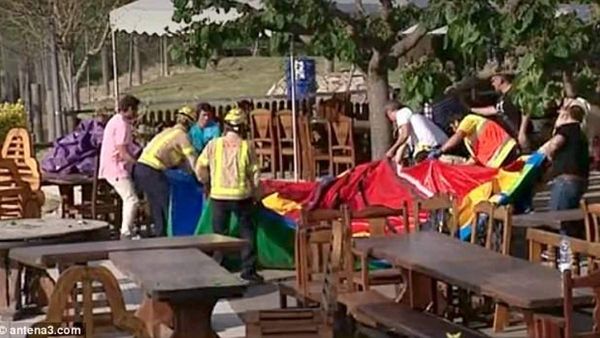 Απίστευτο: Φουσκωτό κάστρο εξερράγη και σκότωσε εξάχρονο κοριτσάκι! 