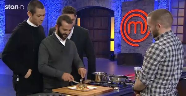 O κρητικός διαγωνιζόμενος στο MasterChef που εντυπωσίασε με το αυγό του (βίντεο)! Σωτήρης Κοντιζάς Λεωνίδας Κουτσόπουλος κρητική συνταγή Κρήτη Ηράκλειο αυγό Master Chef 